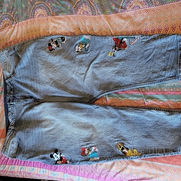 Hot Topic Disney limited edition micky mouse mom jeans - Picture 2 of 5